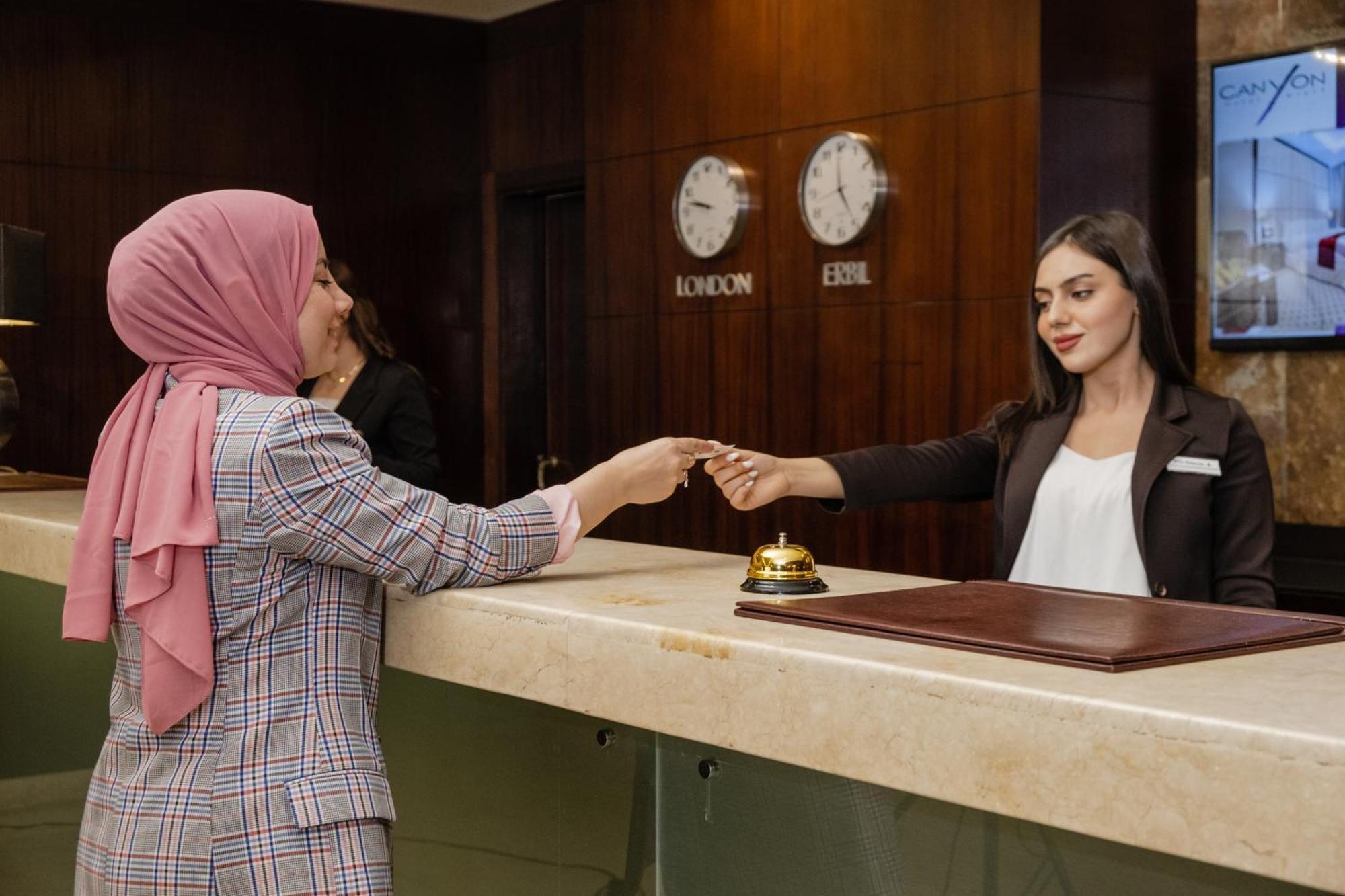 Canyon Hotel Erbil Exteriör bild